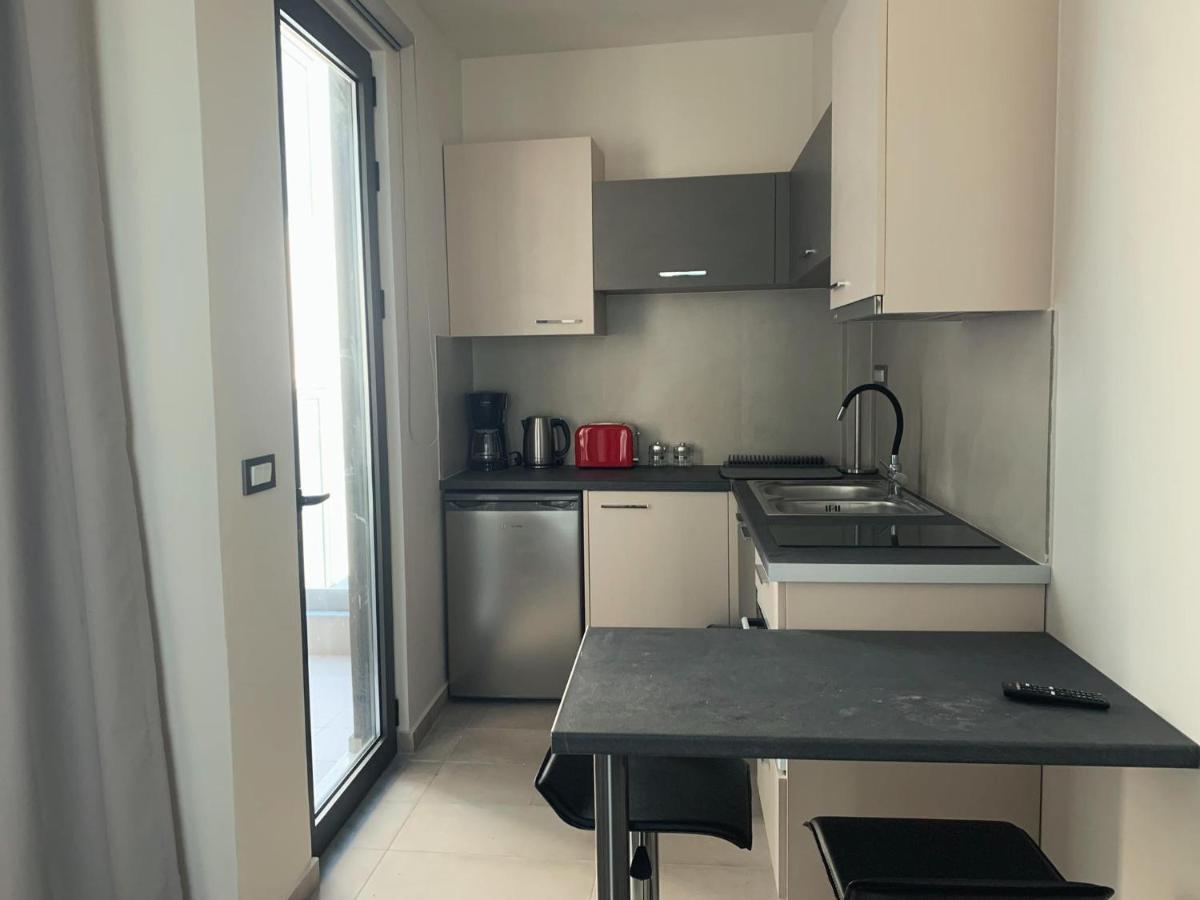 King Crimson Luxury Apartments Marathokefala Luaran gambar